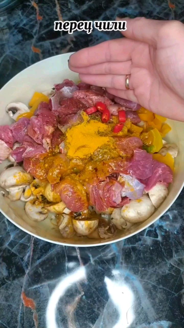1008_tasty_food в LOOKY. . Мясо с овощами в пак...