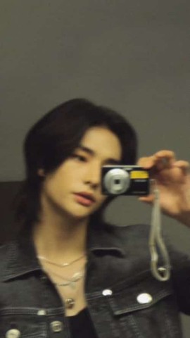 maknebakisxc в LOOKY. #hyunjin. smile 😉✌️❤ #hyunjin