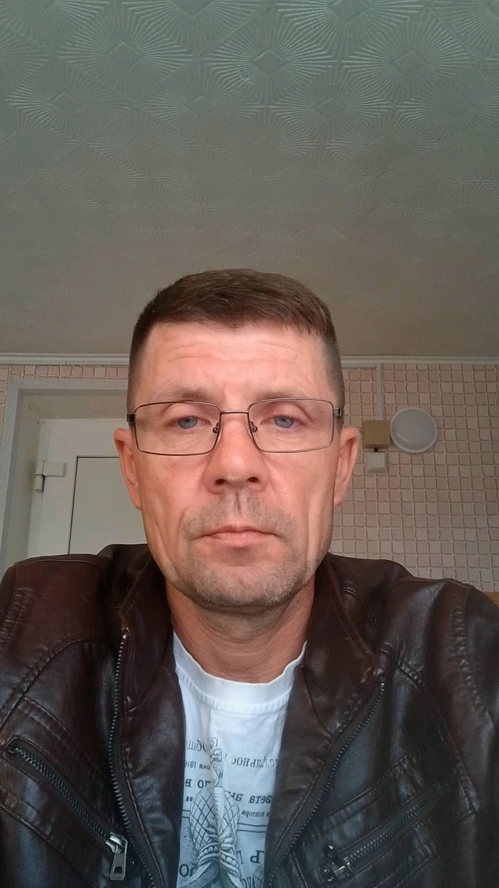 Анатолий Павлов жизнь как есть. в LOOKY. . Не всё в интернете л...