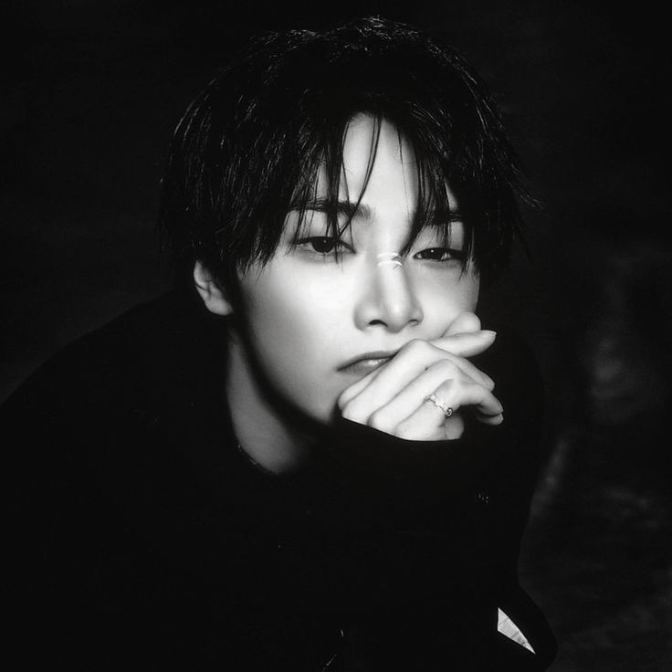 open the door... in LOOKY. . Pusan boy.