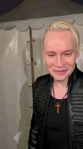 София Бровикова в LOOKY. . Ярослав Дронов - SHA...