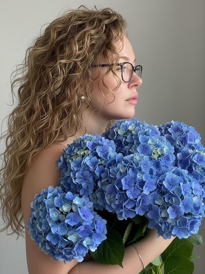 Вера Кирпичёва в LOOKY — Как я люблю цветы 🌺 и скажу, что за последнее время очень с