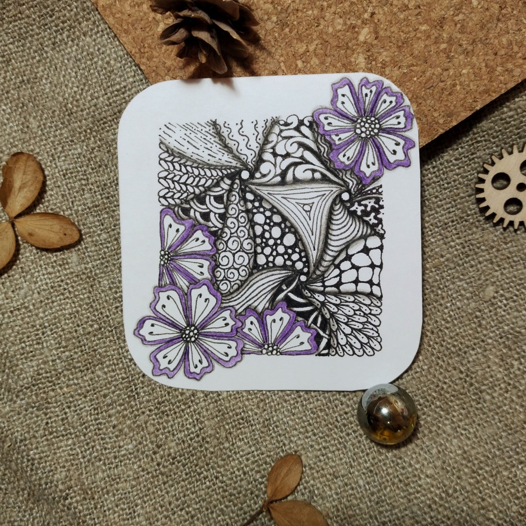 С праздником! 🌼

#С8марта #zentangle #весеннийпраздник #рисунокручкой #узоры #цветы