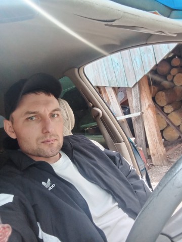 Денис в LOOKY. . 