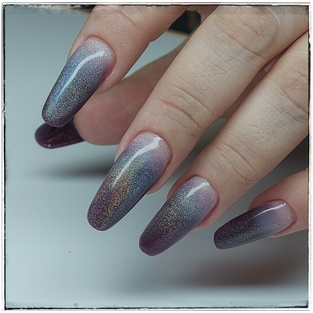 ulitina.nail в LOOKY — Голографическая втирка 🤩

Не знаете что это такое? Сейчас п