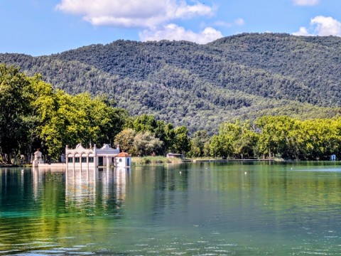 Jaume в LOOKY. . says: Lago de Bañola...