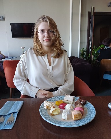 Eleonora в LOOKY. . На презентации десер...