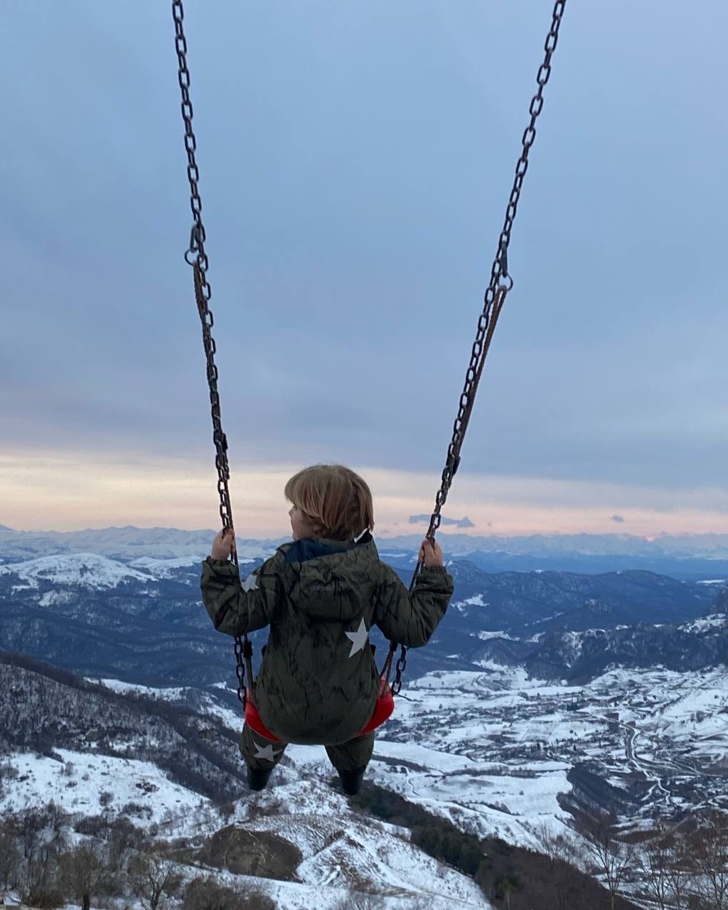 archizelig в LOOKY. #горы,#2026,#looky. Самые красивые качел...