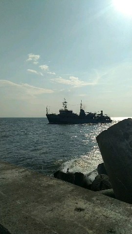 antony_ovcharenko в LOOKY. #антоновчаренко. Волны шумят, море по...