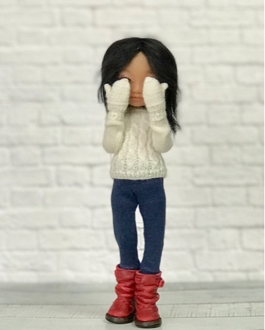 Delamarsh в LOOKY. #studio_milim,#milim,#Милим,#бжд,#бждкукла,#авторскаякукла,#bjd,#bjddoll,#artbjd,#artbjddoll,#knittingfordolls,#microknitting,#вязаниедлябжд,#микровязание. Доброго ☀️
А кто у н...