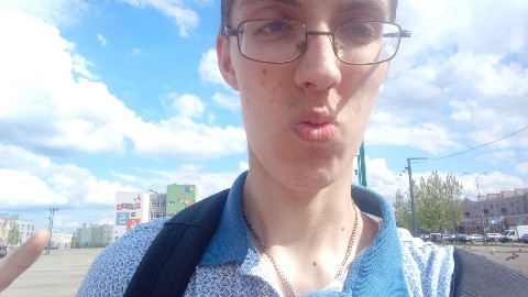 Yugoslavdima в LOOKY. #КГУ,#жизньстудента. Проходит апрель неож...
