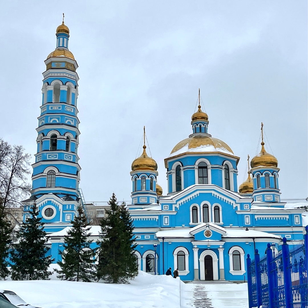 Посетил красивый православный храм в Уфе.