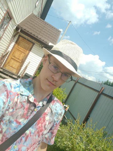 Looky_178327826525292 в LOOKY. . Ищу отношения