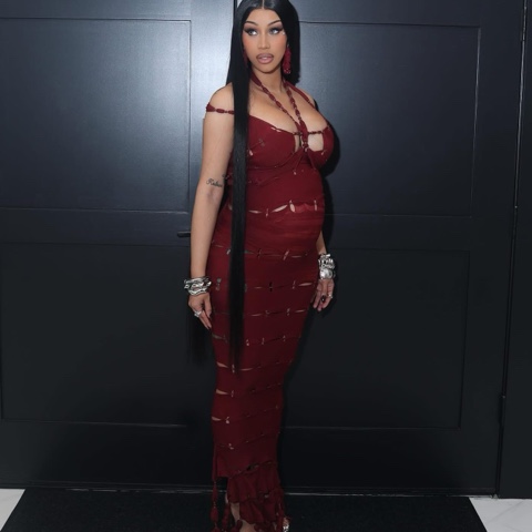 Cardi B в LOOKY. . [#birthday ](birthda...