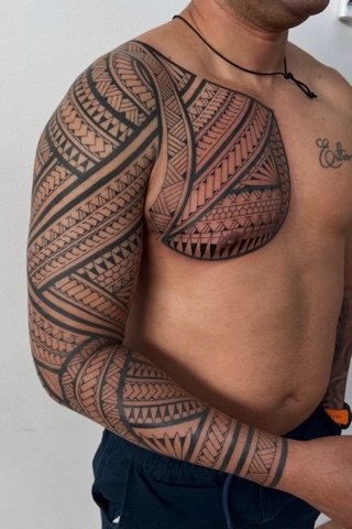 mayakovskaya_sobol.tattoo в LOOKY. #татусоболь,#собольтату,#татуировка,#мотособоль. Полинезия. 
Ровные и...