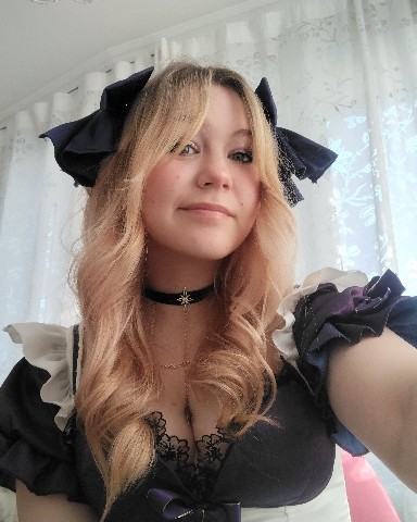 Evie cosplay в LOOKY. . Я только начинаю сво...