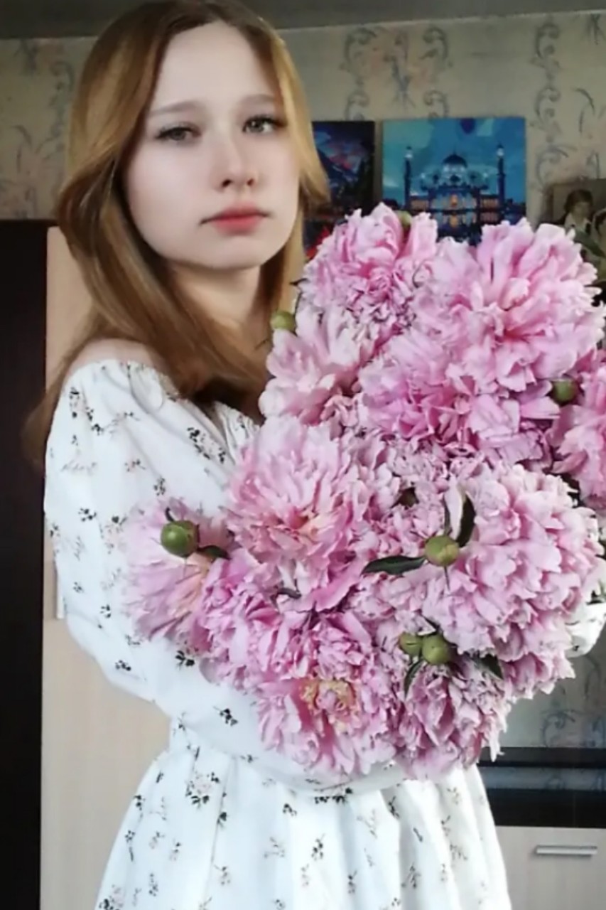 Александра Алехина в LOOKY — фото 2