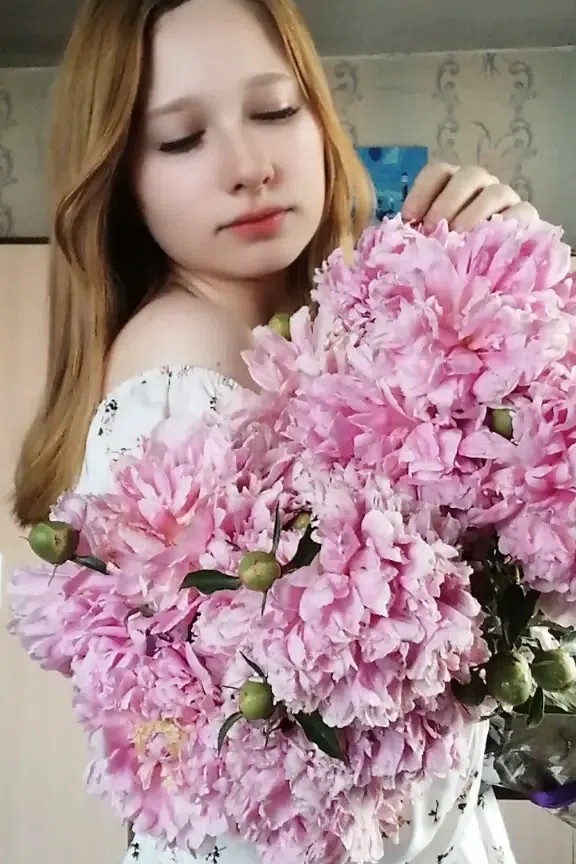 Александра Алехина в LOOKY — фото 3
