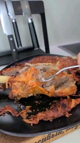 vkysno___prosto в LOOKY. #запечённаябаранина,#вкусныерецепты,#простыерецепты,#рецепты,#блюдаизмяса,#рецептдня,#чтоприготовить,#готовимдома,#кулинария,#фудблог,#блогоеде,#еданаLOOKY,#LOOKY. БАРАНЬЯ НОЖКА ЗАПЕЧЁ...