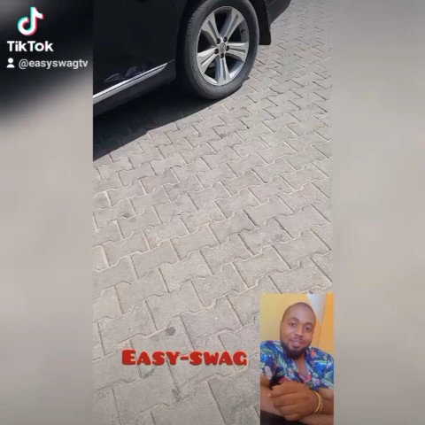 Easy-swag в LOOKY. . Fight at ShopRite