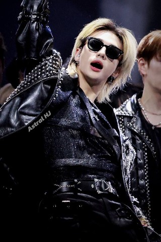 KIRA в LOOKY. . MAMA 2025
[#hyunjin ...