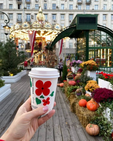 Looky_1722431633722 в LOOKY. . Пить кофе. Наслаждат...