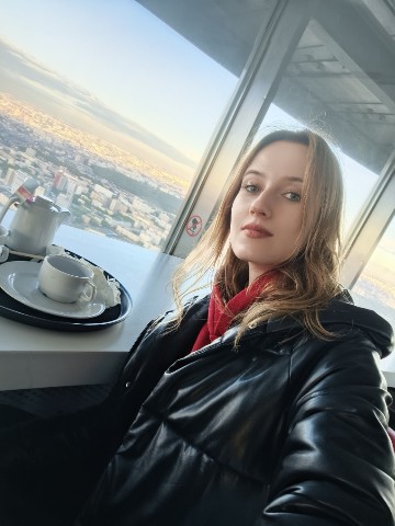 Alena_pa в LOOKY. . С чашечкой чая наблю...