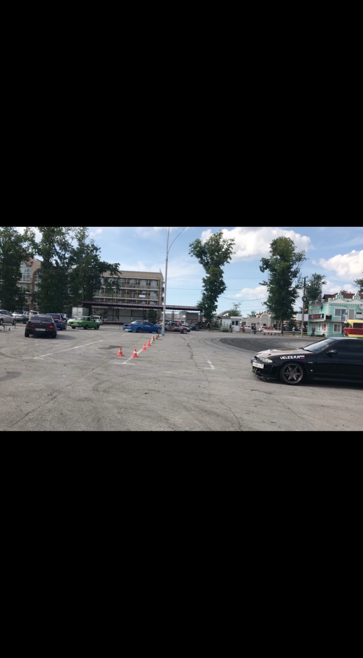 Елена Владимировна в LOOKY. #заимка,#автокино. #заимка #автокино