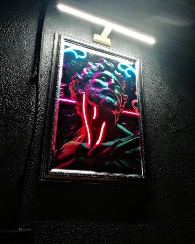 chrisnegan в LOOKY. #уланудэ,#бар,#картины. Bar Esco #уланудэ #б...
