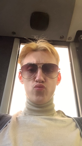 SHADXBN в LOOKY. . Я устал ехать в авто...
