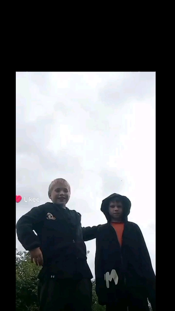 Тихий Светлячок в LOOKY — Ты слишком низкий