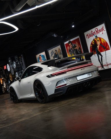 Prive Car Club в LOOKY. . Porsche 911 GT3: Мак...