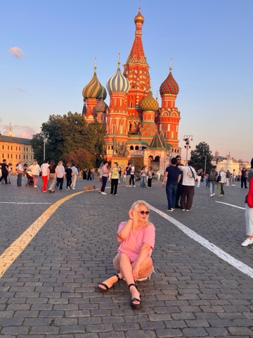 s_.k_27 в LOOKY. . 🤍
💙
❤️