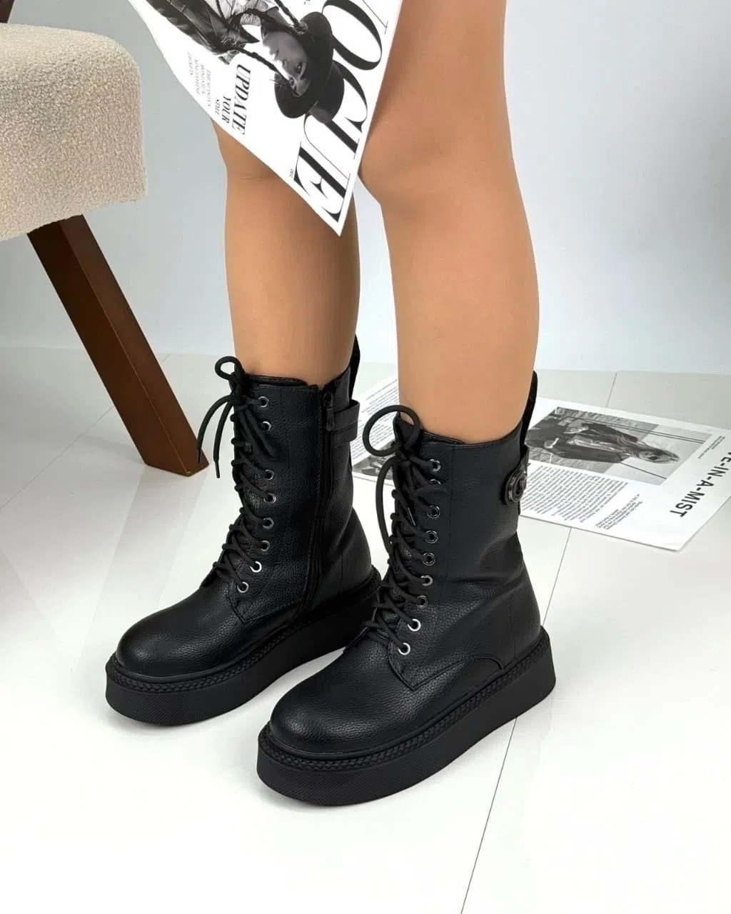 Неоновый Пух в LOOKY — ботинки женские зимние 
https://www.wildberries.ru/catalog/9