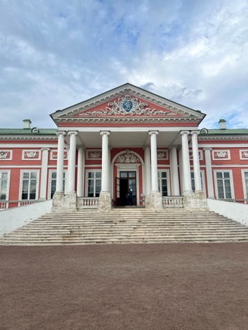 irina.tim0906 в LOOKY. . Первые упоминания об...