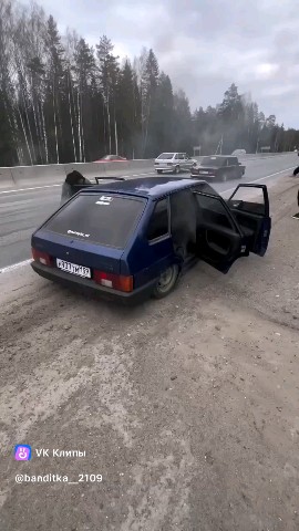 Костя Пакистан in LOOKY. . Синяя лада уходит на...