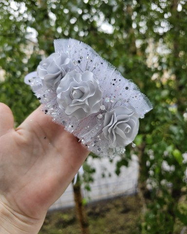 Александра в LOOKY. #handmade,#cutenessoverload#бантики#резиночки#заколочки#ручнаяработа#канзаши#рукоделье#украшеньедляволос#шишечка. Бантики ручной работ...
