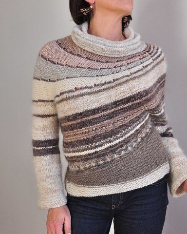 ksanna_handmade в LOOKY. . СВИТЕР "КРИВОРУЧКА"
...