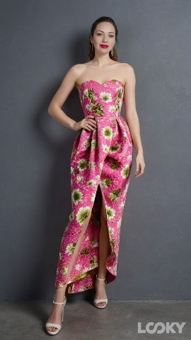 olgaivanova.777 в LOOKY. #Fashion_LOOKY,#Василиса_Прекрасная,#Масленица,#LOOKY_нейронка. #Fashion_LOOKY #Васи...