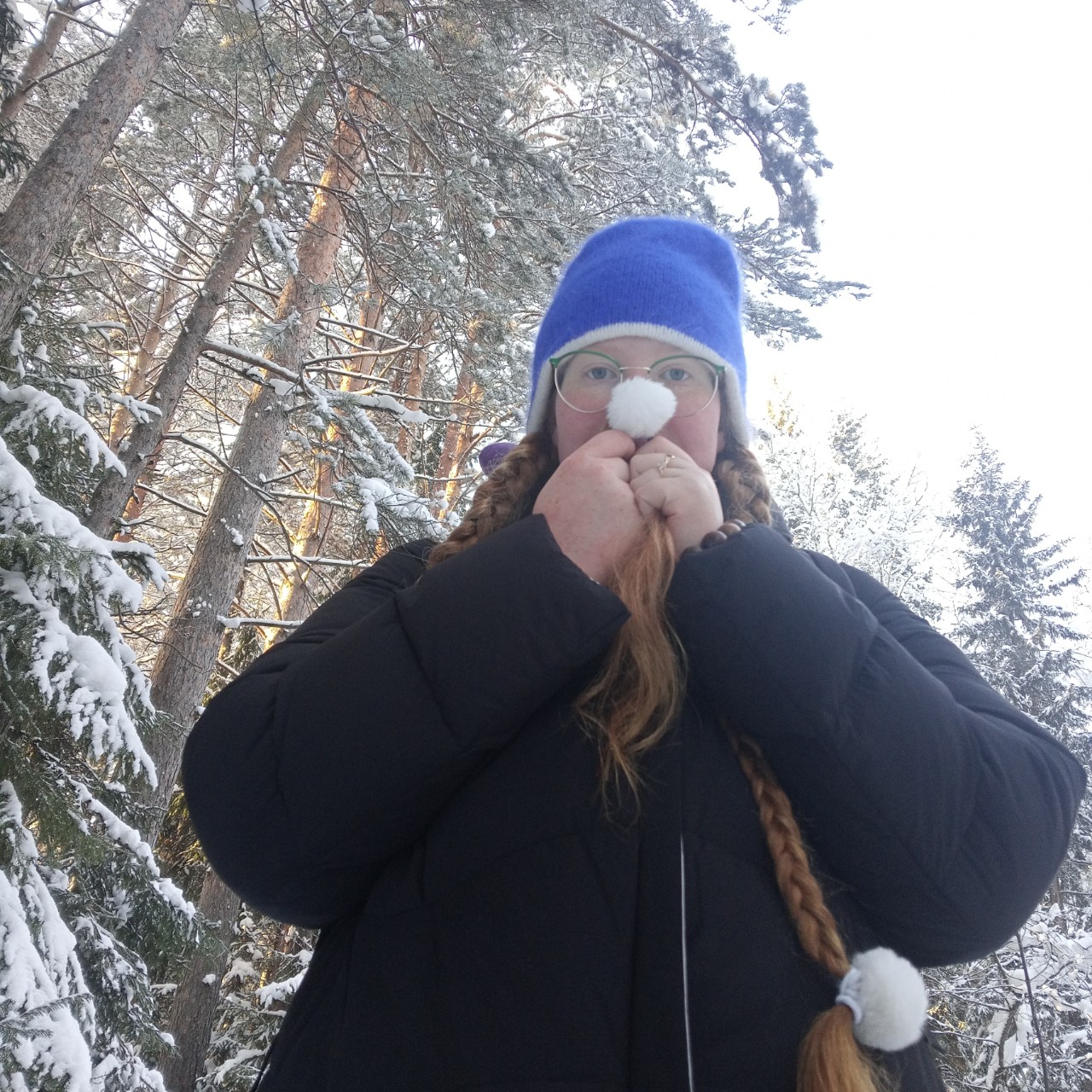 Типа снегурочка 
Хахахахха