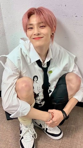 So_ChanBin в LOOKY. #Chonin,#I.N. #Chonin  #I.N