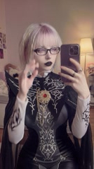 Люся в LOOKY. #bayonettacosplay. Ведьма Умбры тут 🦇�...
