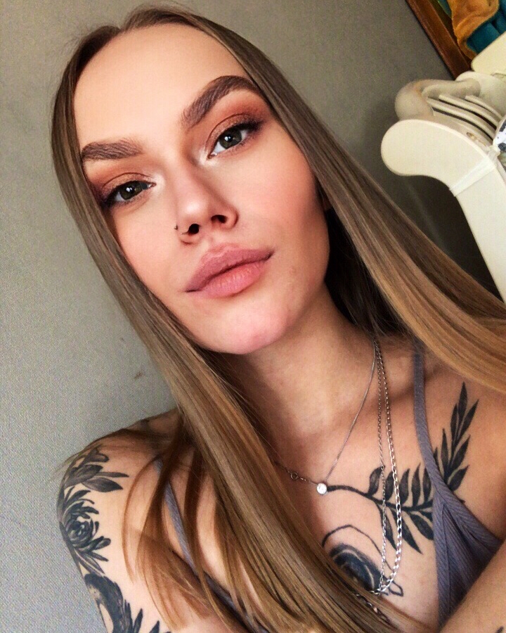 kutsylovaa в LOOKY — Hello, it’s me 🥴