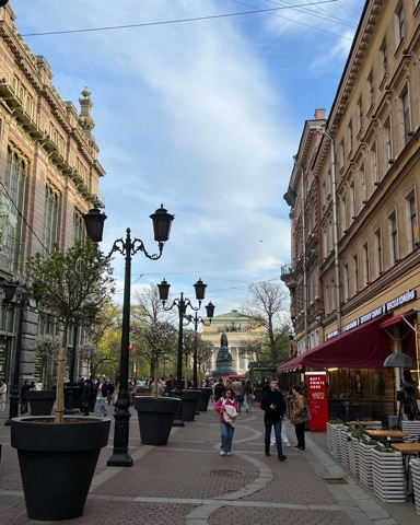 onedaytripspb в LOOKY. . 