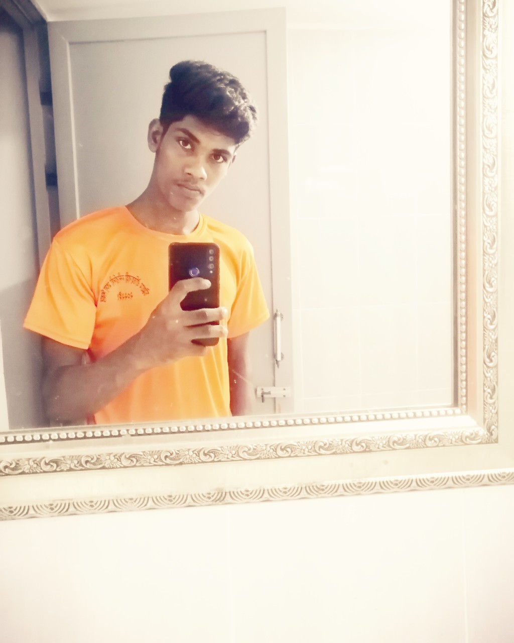 TAYEB 4V in LOOKY. . 