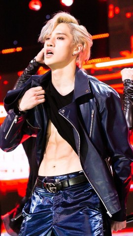 Бан Кристофер Чан в LOOKY. . [#bangchan](bangchan...