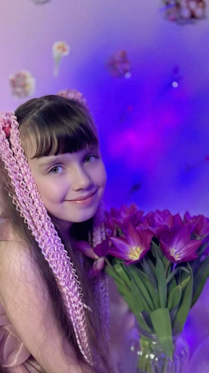 Полярный Ветер в LOOKY. . Софья💜