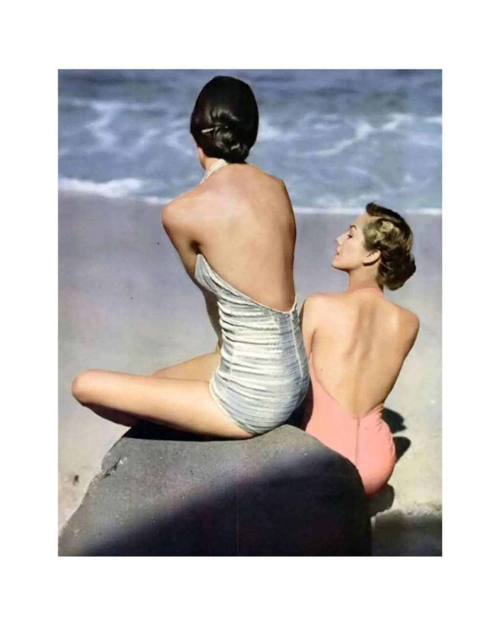 ИСТОРИЯ МОДЫ в LOOKY. #now,#лето,#мир,#расскажи_мне_о_море,#деваубассейна. •Модели в объективе ...