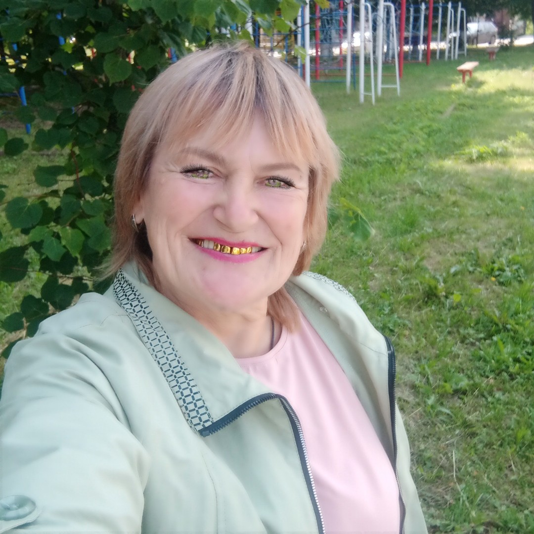 Legenda 8888 в LOOKY — Техника «Состояние Творца»
Или
Ты отдаёшь от недостатка Любв