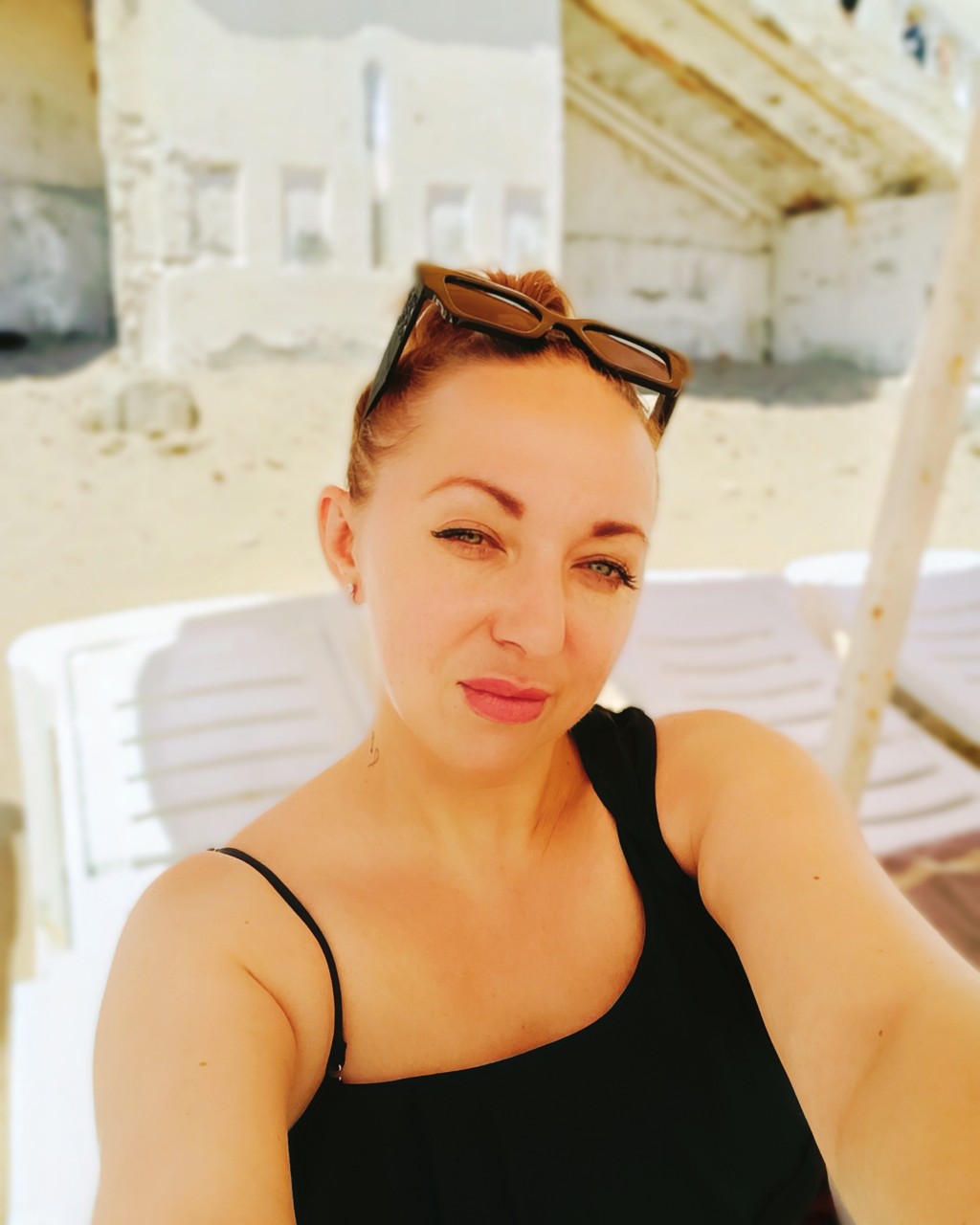 olesya1985 in LOOKY. . 